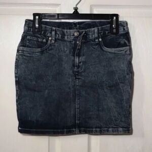 Mini Acid Washed Denim Skirt(fits smaller than listed size)
